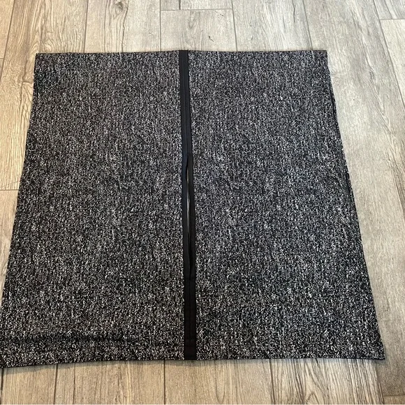 Lululemon vinyasa wrap scarf shawl 7502 - Picture 2 of 5